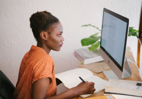 4 Things Career Driven Women Can Learn from Suzanne Clark 16 pexels rfstudio 3059748